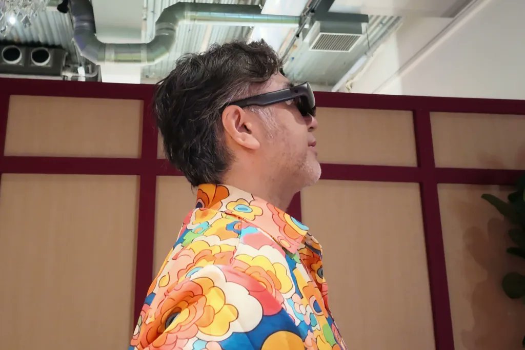 MoguLiveJP's tweet photo. 【先行体験���約100gの「Meta VR Glasses」その完成度はいかに？ Questとも比較 - MoguLive https://t.co/KNKGlWcduO https://t.co/x7gZidnKrs