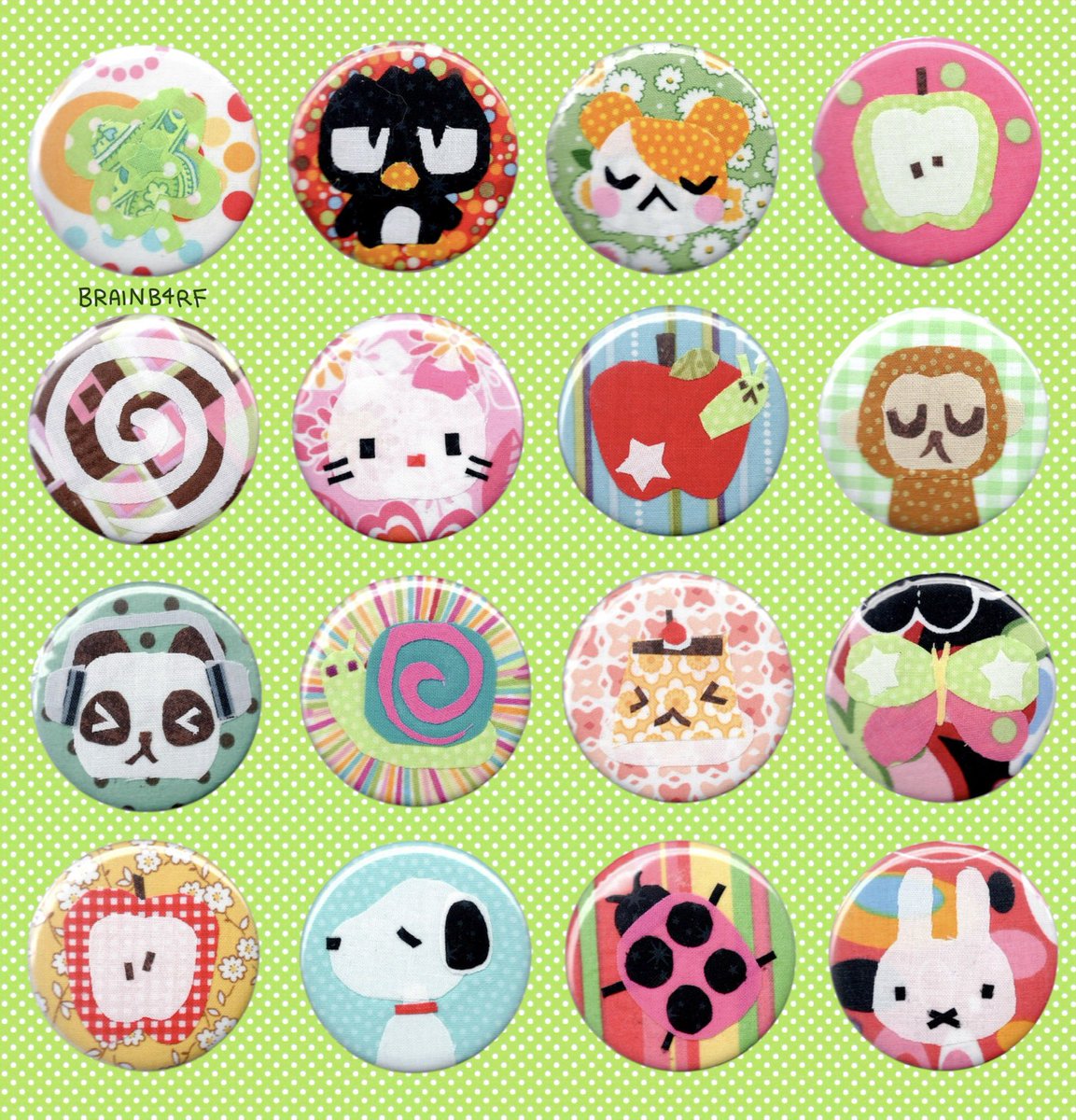 brainb4rf's tweet photo. button pins made with fabric scraps!!! https://t.co/B6xhwpD6pt