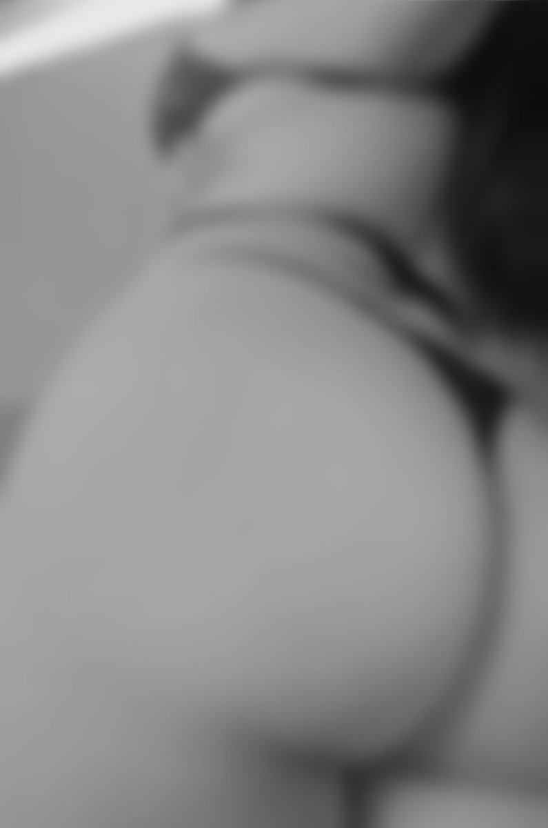 black_sucubo's tweet photo. Estoy activa 🤭...vendo contenido porque estoy muy mal económicamente ahora,  cualquier interesadomehabla estoy dispuesta a todo menos a vender con rostro interesadoshablen @Diositauwu  mi telegram
#AdultContent #SexWork #ContentCreator  #ContenidoAdulto https://t.co/BgR3RaRsMW