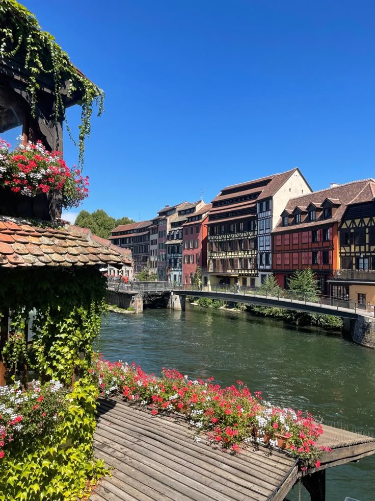 echoesofworld's tweet photo. Strasbourg, France https://t.co/eNVrGYPGvc