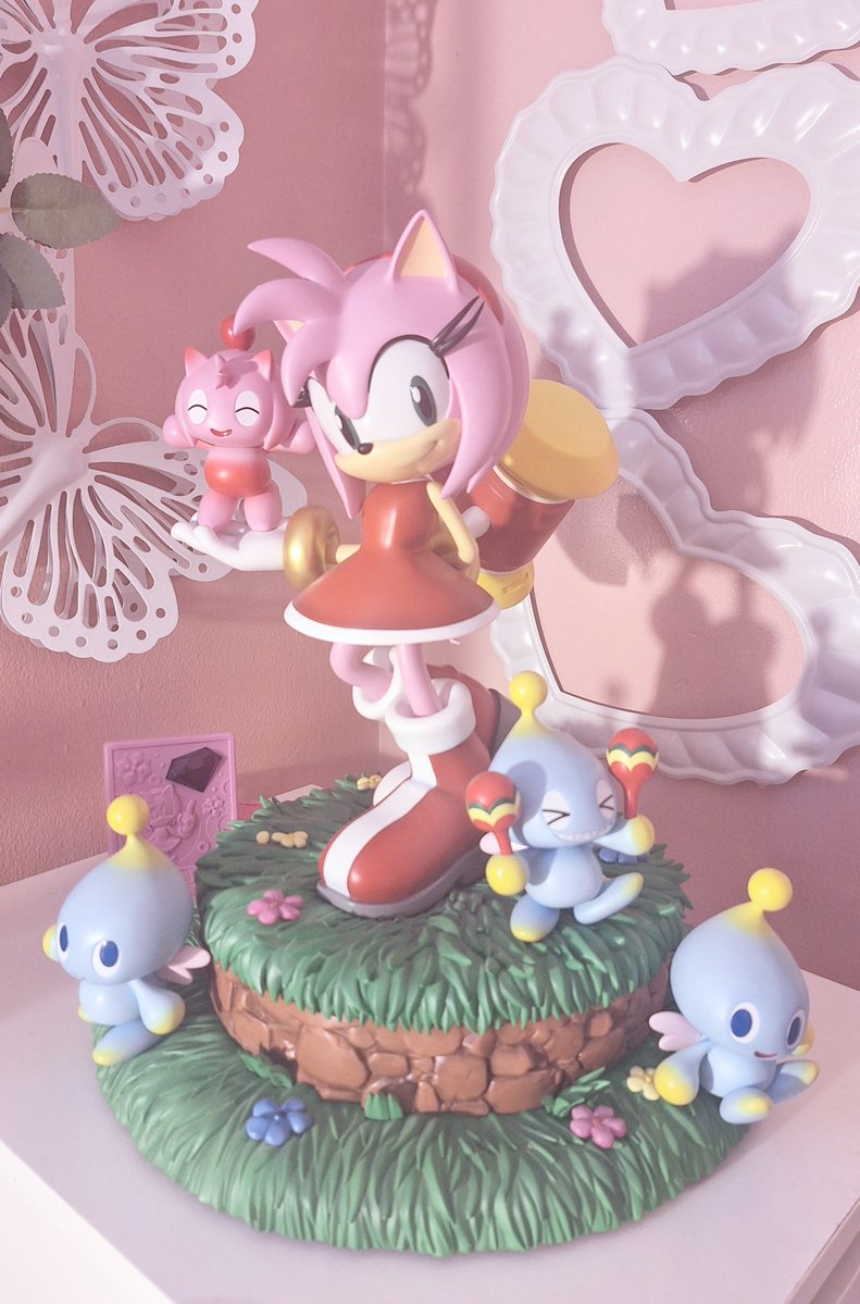 piink__rose's tweet photo. forever an Amy Rose fangirl 🩷🍓 https://t.co/iFu2rpdMsI