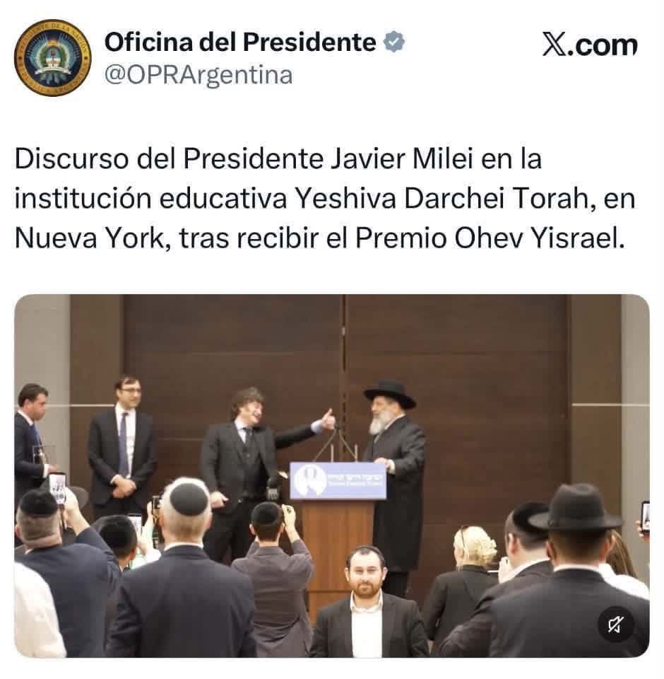 WaltDz77's tweet photo. @Alfred13lz @AgustinLaje @JMilei 🤡 https://t.co/leQB7y41sH