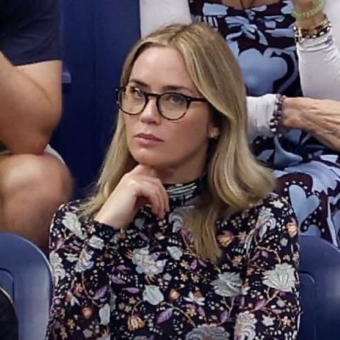 beabluntw's tweet photo. Emily Blunt wearing glasses. https://t.co/cH1NudnMCI