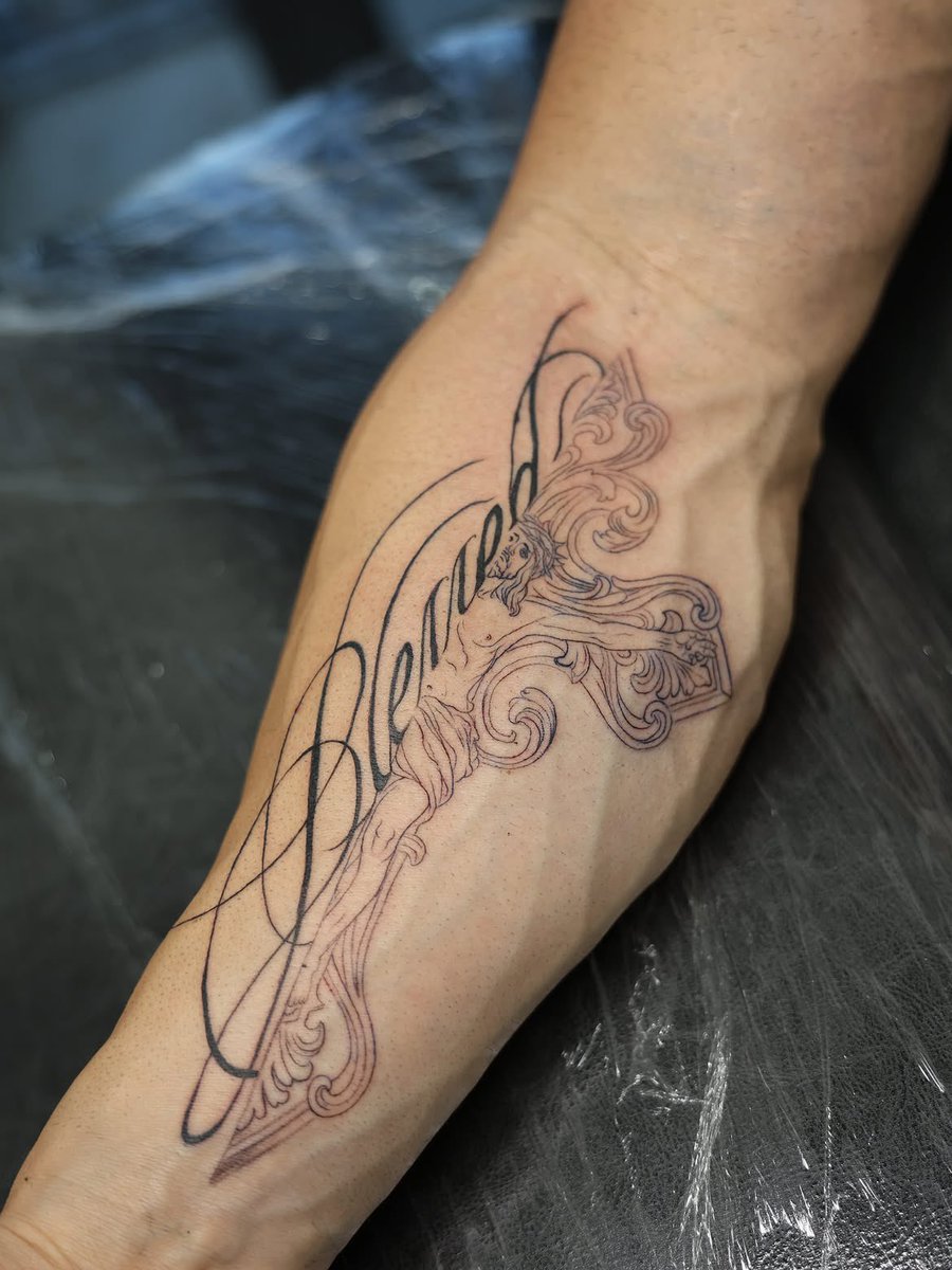 ELITEINKTAvm's tweet photo. Blessed Cross Tattoo!
Looking for people to tattoo my designs. I'm a tattoo designer specializing in custom &amp; ready tattoo designs.
DM for commissions.
#tattoo #tattoodesign #tattooart #tattooworld #customtattoo https://t.co/Dh75bmLuCn
