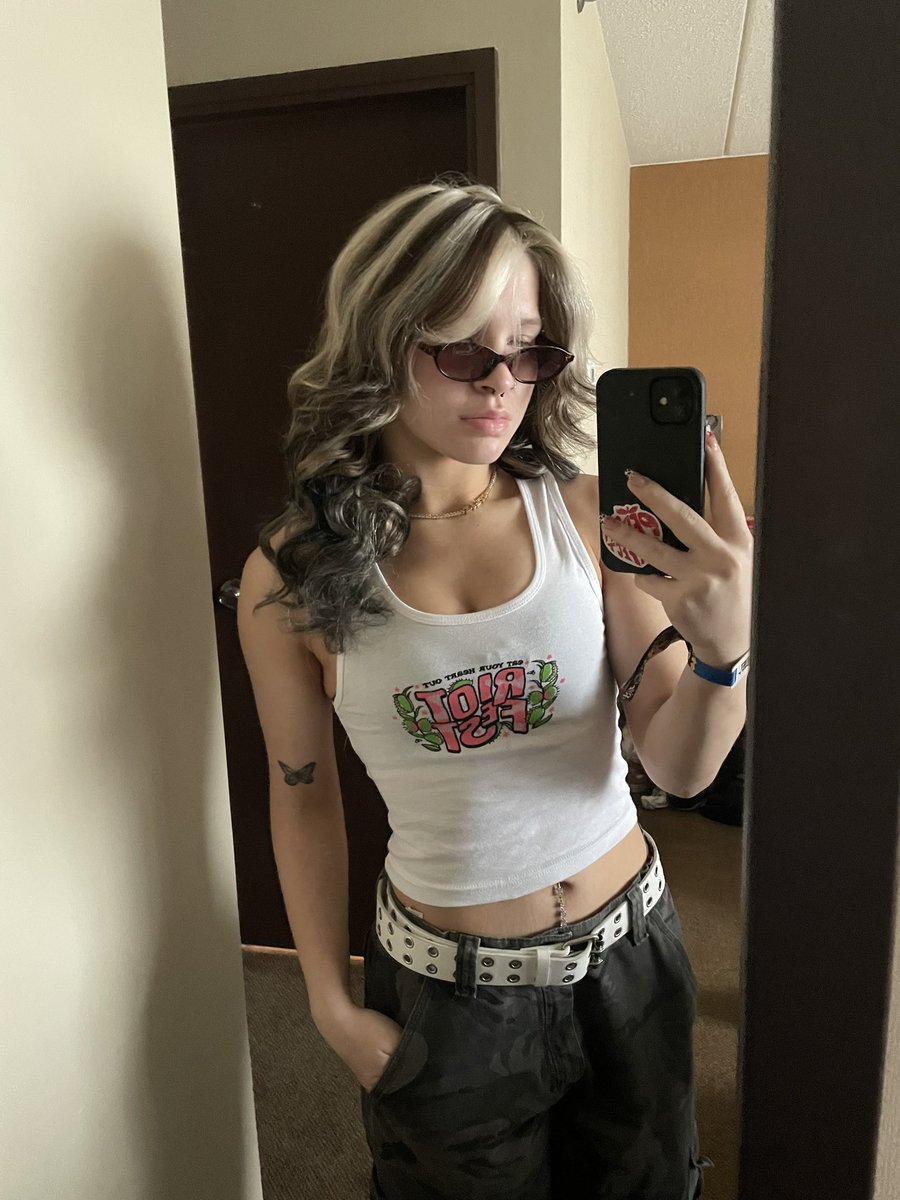 kyliealexxa's tweet photo. I forget that I should also post on X sorry🪲 https://t.co/39pIvNFsCO