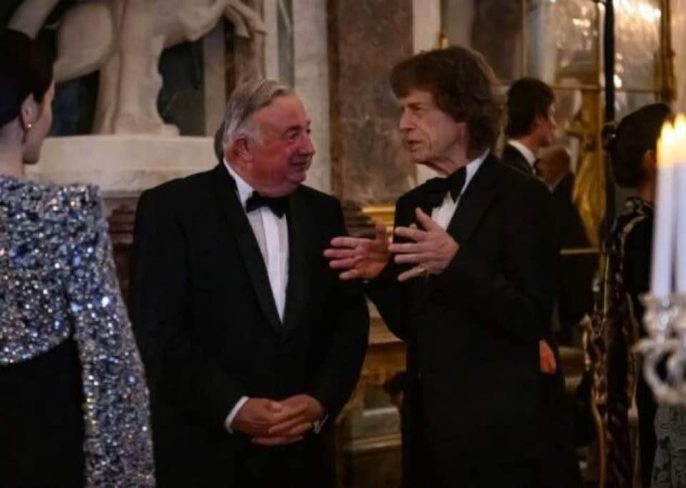 ClassicLisnardC's tweet photo. @DavidStanAccou1 "Tu vois Gérard, en adhérant à @Nouv_Energie, tu commencerais déjà à faire ton régime." https://t.co/RYvhNMzwOz