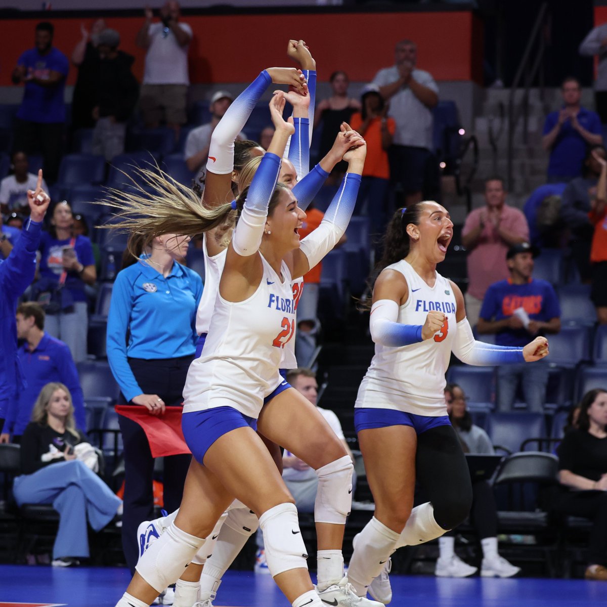 GatorsVB tweet picture