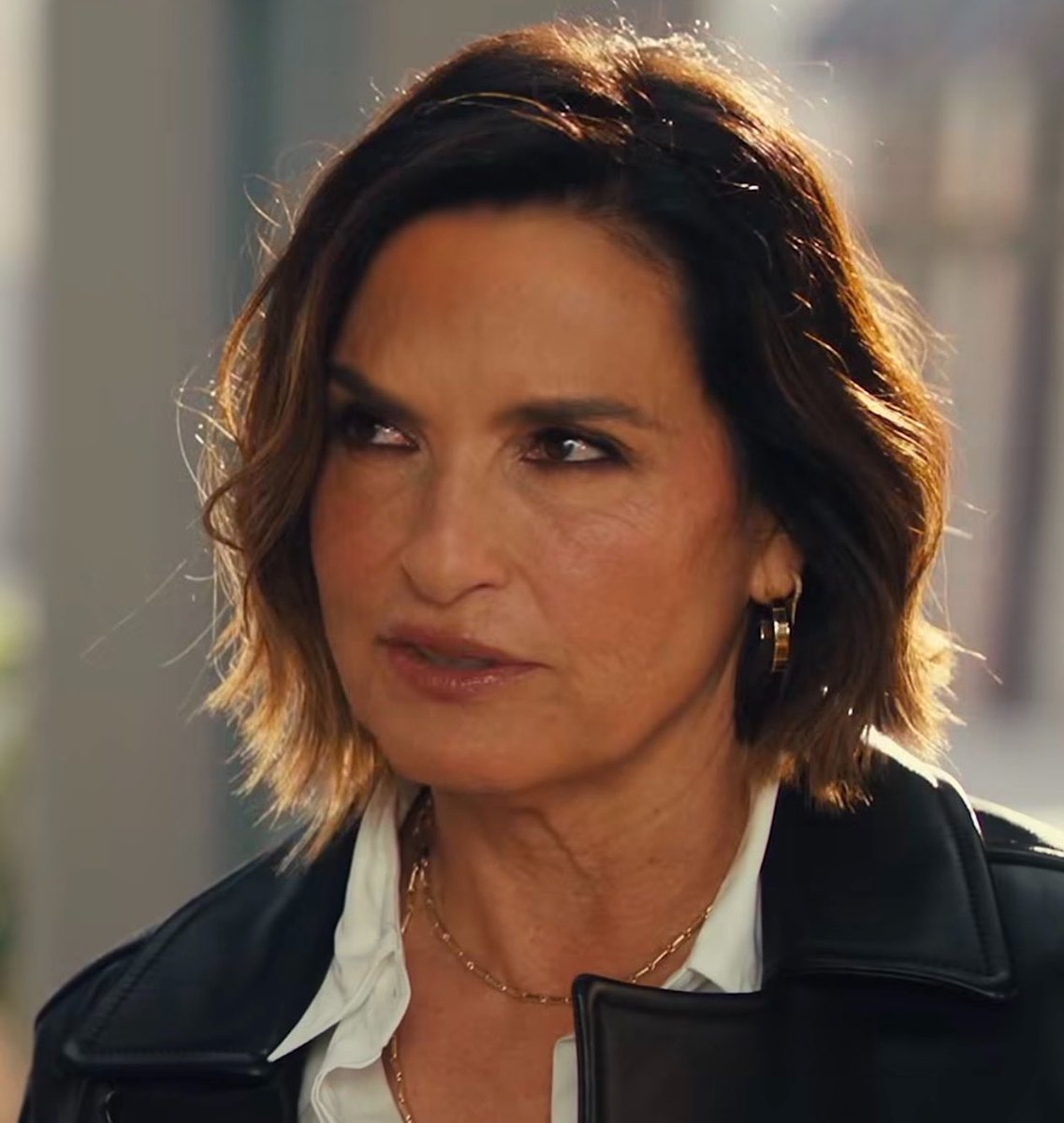 MRISKAHARGITAY's tweet photo. actually shut up https://t.co/ftyupbMeST