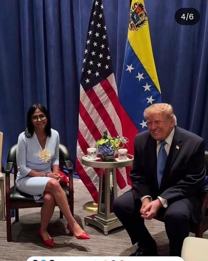 UcvMiguelangel's tweet photo. Las imágenes de la capitulación del falso socialismo chavista
Una opinión desde la izquierda revolucionaria
 https://t.co/UlUVjiPfHR https://t.co/dcxAMKr6Wu