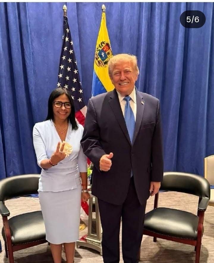 UcvMiguelangel's tweet photo. Las imágenes de la capitulación del falso socialismo chavista
Una opinión desde la izquierda revolucionaria
 https://t.co/UlUVjiPfHR https://t.co/dcxAMKr6Wu