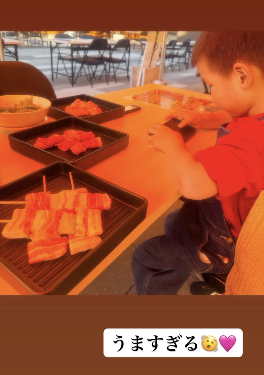 tr_n04's tweet photo. 昨日は午前中茅部へ行きお小遣いに釣られて梓へ笑　美味しかったけどさ！？疲れた🥱

そのままマイマザーとノリで大門のビア行って息子に市電初体験させて家で飲み直し🏠

私先に寝たら二人は隠れてゆいかの所のケーキ食ったらしいです。はい。歯磨きしたあとに食わせんな🤗 https://t.co/XfHGyy8JH9