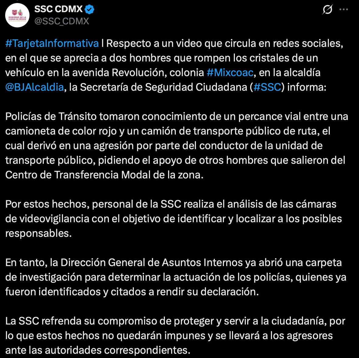 VILLALVAZO13's tweet photo. ¿Y la autoridad?

Agredieron a un automovilista en #Mixcoac y los de tránsito no hacen nada. 

La @SSC_CDMX ya busca a los responsables y abrió una carpeta de investigación para revisar el actuar de los uniformados. https://t.co/C8AiJVDblc