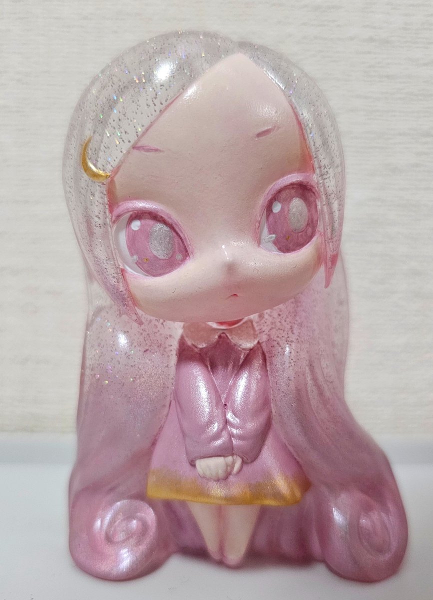 sofubi_max's tweet photo. ソフコン10お迎え➅
3回目のソフコンにて、ついにtraillyをお迎えすることができました！(いつもまったりフリー入場だったので😅)
しかも、ワンオフもお迎えできてすごくテンション⤴⤴✨
目はもちろんのこと、後ろ姿も素敵😍
#trailly　#ソフコン https://t.co/LcKThnqmBJ
