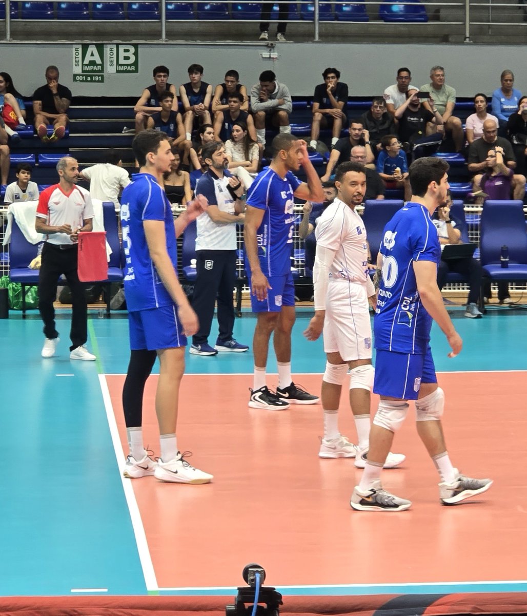 offpolly's tweet photo. Depois das últimas temporadas, to realmente feliz com as contratações desse time masculino do Minas 💙 https://t.co/PQ1vrWiOwl