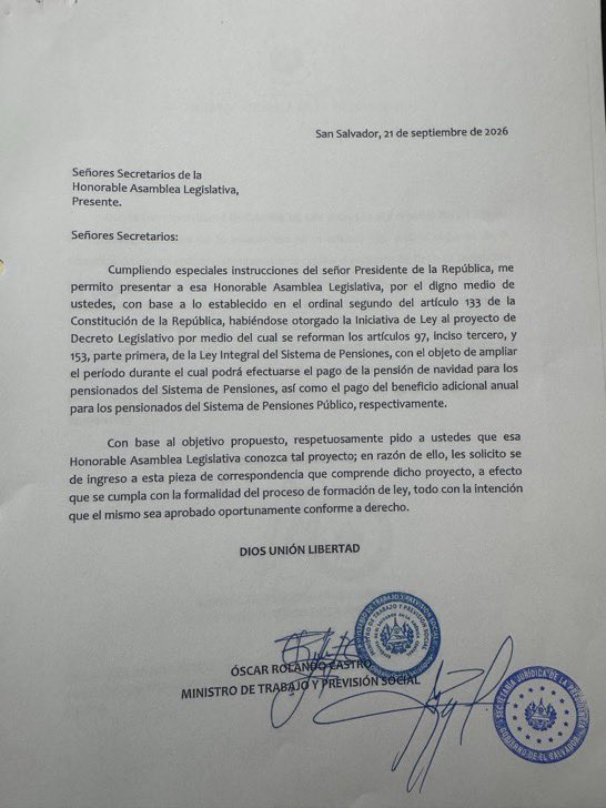 UnidadSindical_'s tweet photo. El ministro de Trabajo, @RolandoCastroSv, informó que, tras la reforma de la normativa, el período para el pago del aguinaldo se amplía del 1 de octubre al 20 de diciembre.

La disposición alcanza a trabajadores públicos y privados, así como a pensionados, ampliando el margen para la entrega de esta prestación.

Una medida que amplía las opciones para las familias trabajadoras al cierre del año.