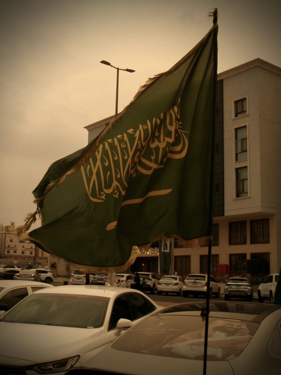 oonaiya's tweet photo. روحي وما ملكت يداي فدااااه وطني الحبيب وهل أحب سواه !! https://t.co/6dlh46KQyZ