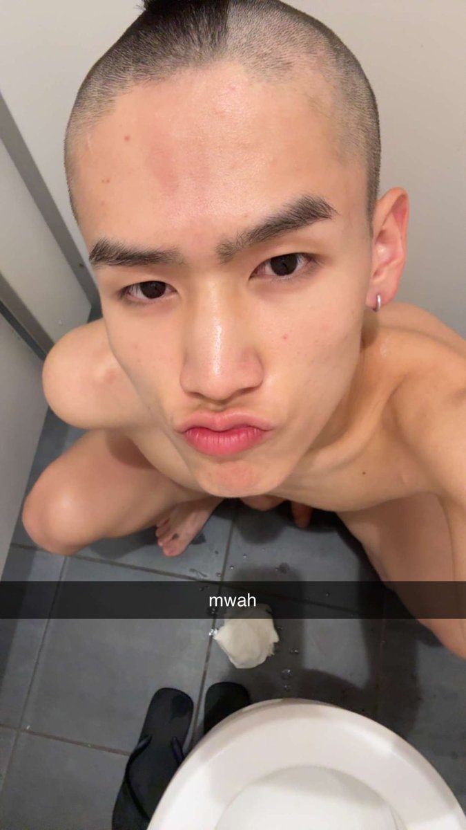 amrepology's tweet photo. more coming up.. just u wait 😴

#goon #asianboy #gay #cruising #exhibitionist #public https://t.co/lsVE6O1cw4