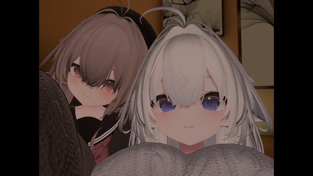 yami_8383VRc's tweet photo. おはようございます。昨日のハイライトです。

1枚目:RENCONさん作画作品
2枚目:90度に傾くまかだみあさんとぬこ
3枚目:輝夜姿のしほさんと私
4枚目:眠る寸前の私を囲うshizukuさん、なっつぁん、しぐしぐ。この後むっちゃ撫でられます。 https://t.co/9GDZwVQEGk