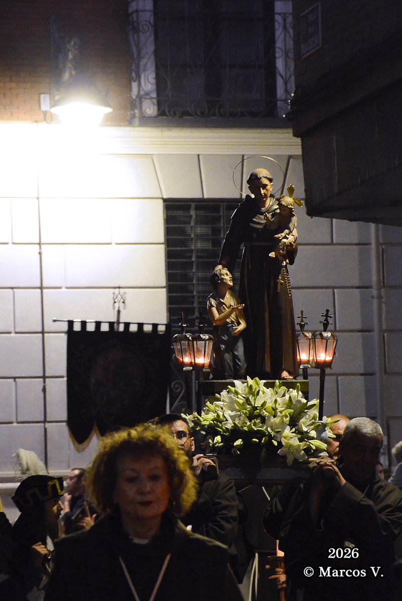 marcosvs84's tweet photo. Procesión Jubilar de la @OFSCruzdesnuda en conmemoración del 800 aniversario de la muerte de San Francisco de Asís.

Reportaje fotográfico en: https://t.co/mmvjapDU6T https://t.co/f5LLror9IY