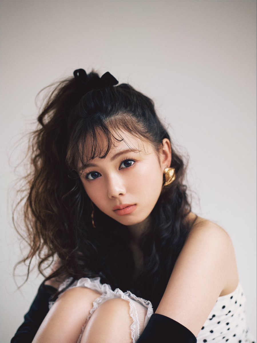 LOVEONE_staff's tweet photo. 【掲載情報】

#藤咲碧羽 登場！

本日9月24日(木)発売
講談社 #ViVi 2026年11/12月号
『気になるあの子の頭の中/藤咲碧羽』📖✨️

ぜひチェックお願いします✅

@vivi_magazine
#ONELOVEONEHEART
#ラブワン https://t.co/1Ta319eQsO