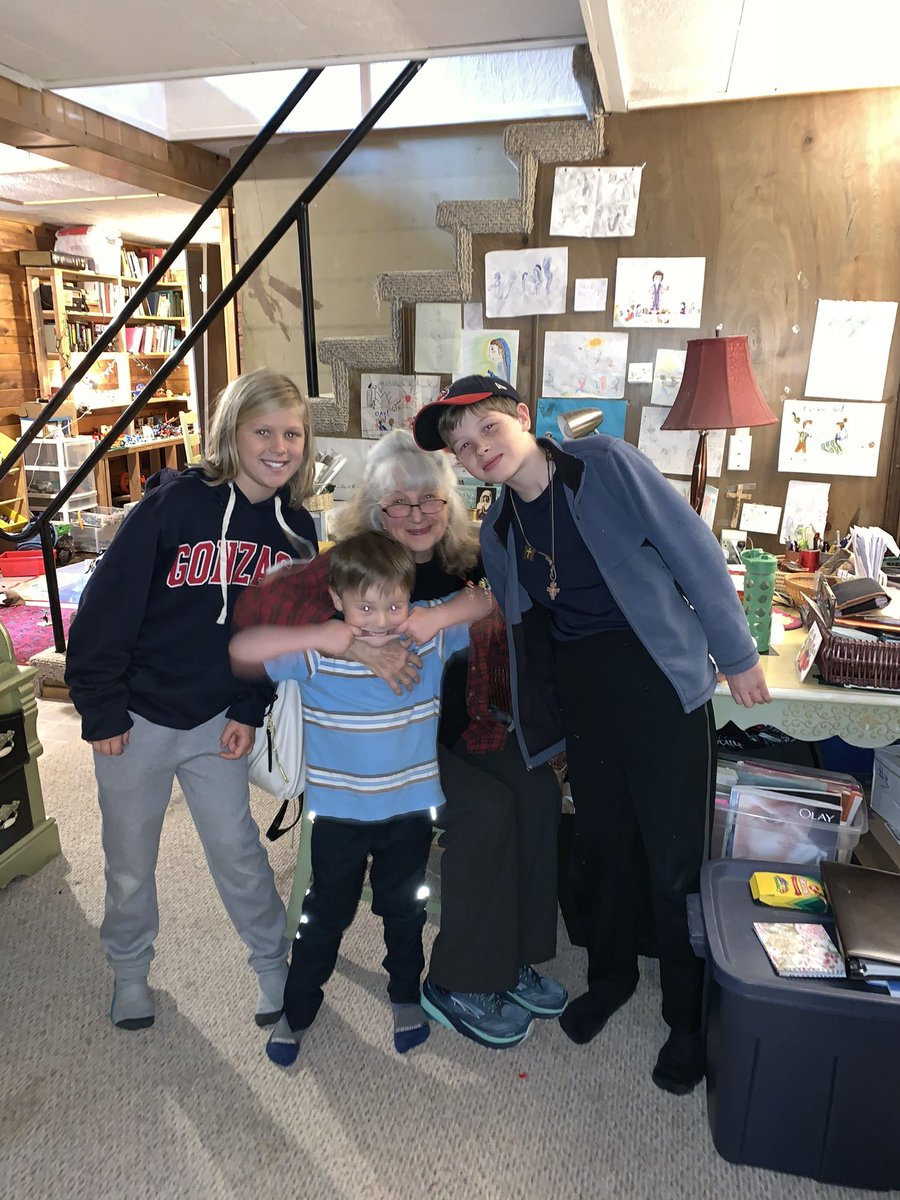 katedringman's tweet photo. Don’t need an AI family to illustrate this point! Here’s my beautiful mother & my sister & her young family, all living happily under same roof! #MultigenerationalFamiliesFTW
#WinWinWin!!! https://t.co/O2SGsDZuXD