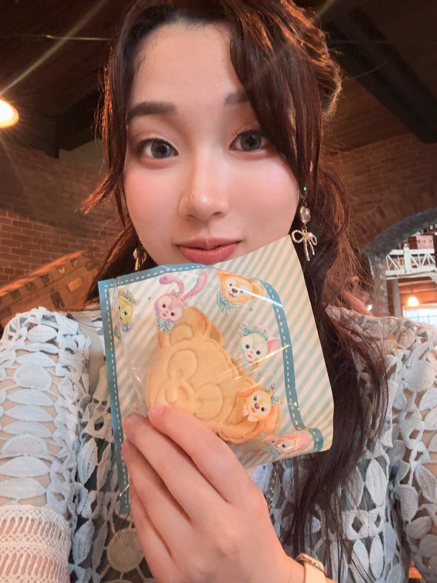 eaeyre's tweet photo. おいしいものに弱すぎる🎀🩵 https://t.co/xDFcZiL2qw