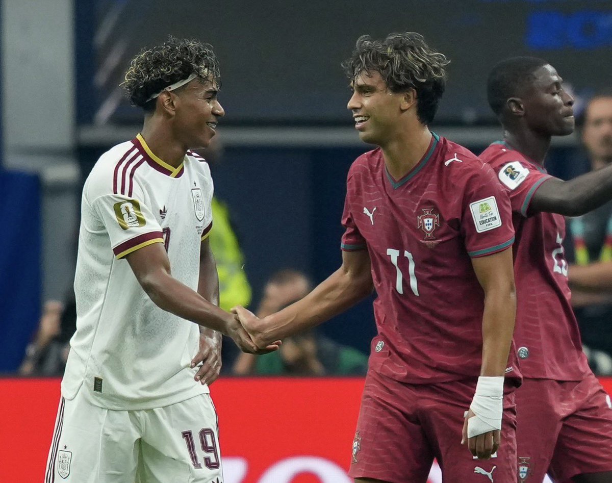 FabrizioRomano's tweet photo. 🌕✨ João Félix: “Lamine Yamal should be the Ballon d’Or. Lamine is FOOTBALL”.

“He is a star, and he deserves to have his name immortalized in football history - and if there's a player for whom you turn on the TV and stay glued to the screen watching him play, it's Lamine”, told @diarioas.