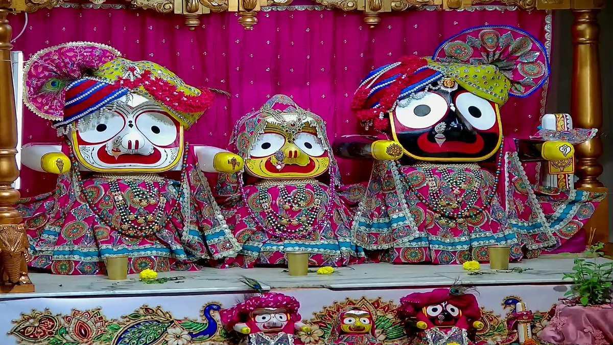 Iskcon_vvn's tweet photo. —❀꧁𝐻𝑎𝑟𝑒 𝐾𝑟𝑖𝑠ℎ𝑛𝑎꧂❀—
🌿🛕Mangla Darshan🛕🌿
—❀꧁24-09-2026꧂❀—
🌹 Sri Sri Radha Giridhariji🌹 
🌷ISKCON VVN Anand🌷
—❀꧁𝐻𝑎𝑟𝑒 𝐾𝑟𝑖𝑠ℎ𝑛𝑎꧂❀— https://t.co/3wNd9Yn8KZ