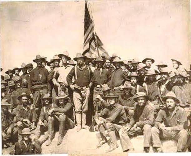 NeverACommunist's tweet photo. Un grupo de babosos que no LOGRARON NADA, España se fue porque los EEUU los sacaron a PATADAS Yo celebró el 25 de Julio de 1898 💪🏼🇵🇷🇺🇲 https://t.co/R4c9oUN7lL