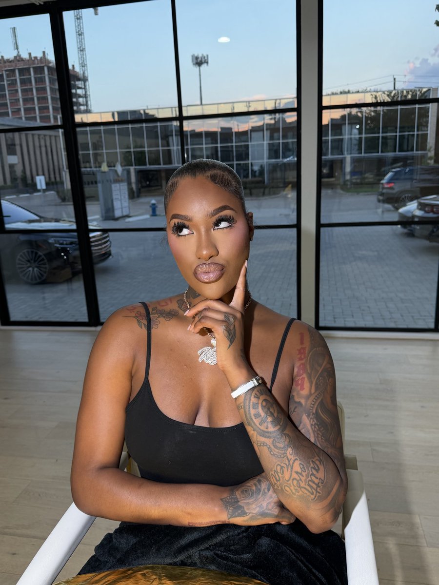 therealkeysii's tweet photo. I’m so pretty like🥰 https://t.co/SPb2qZDBif