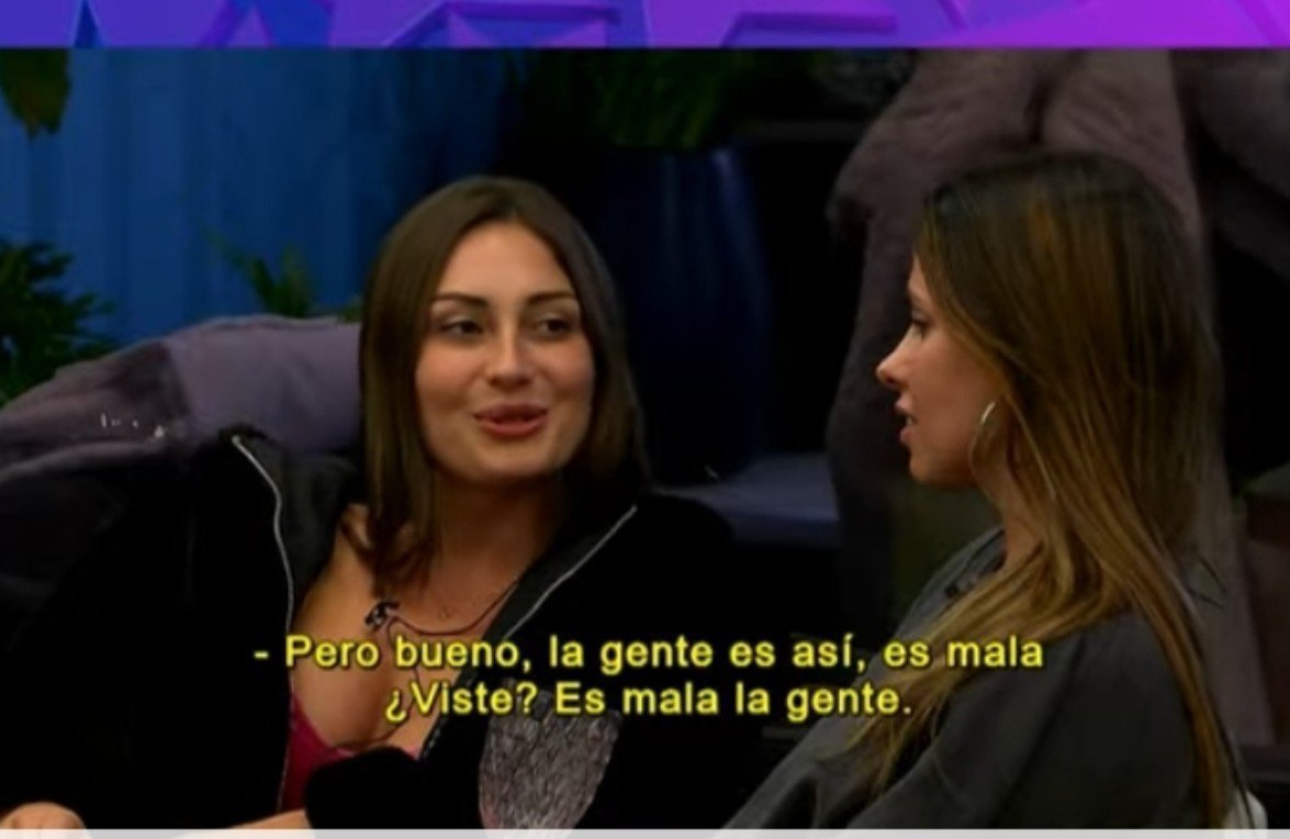 QueriaCreer's tweet photo. Es mala la gente, tira después de viborear dos horas seguidas 😭
Banco fuerte a Victoria

#GranHermanoUy https://t.co/qFa2R4WgEZ
