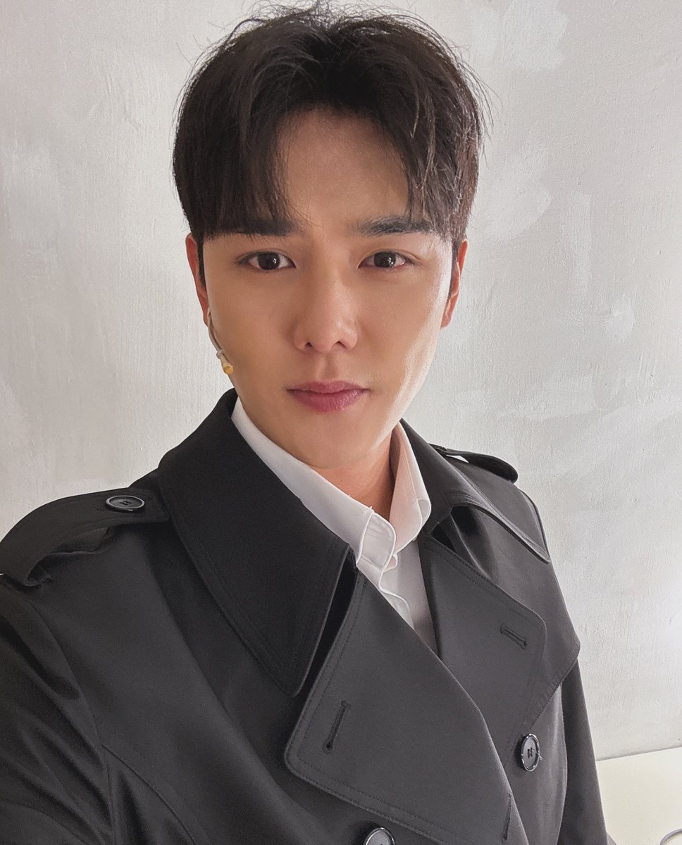 talks0h0's tweet photo. 내 정훈님이 추석 연휴라고 셀카 선물을 왕창 주셨네요 //
🔒 게다가놀랍게도셀카상태가꽤괜이야, https://t.co/JwjGf1ZQUq