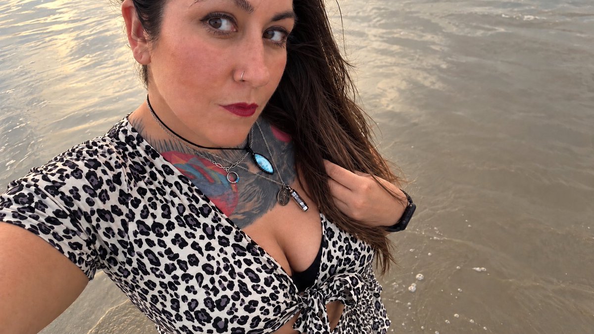 LaceAuthority's tweet photo. If you’re going to stare at Mistress, at least have the decency to be useful.
Attention is earned. Praise is earned. Access is earned.
Now behave accordingly. https://t.co/AvcfnC8ZEd
