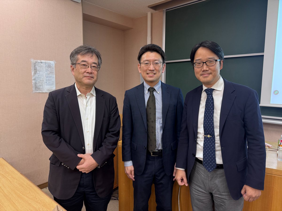kobeu_cmx's tweet photo. Thank you, Dr. Fujimoto (RIMD, Osaka University), for your inspiring lecture, "Phage Therapy: From Current Progress to Future Applications", at the CMX Seminar on September 17.
https://t.co/LYCga7hfwp
#CMX #KobeU #PhageTherapy #InfectiousDiseases https://t.co/SWhHbki06D