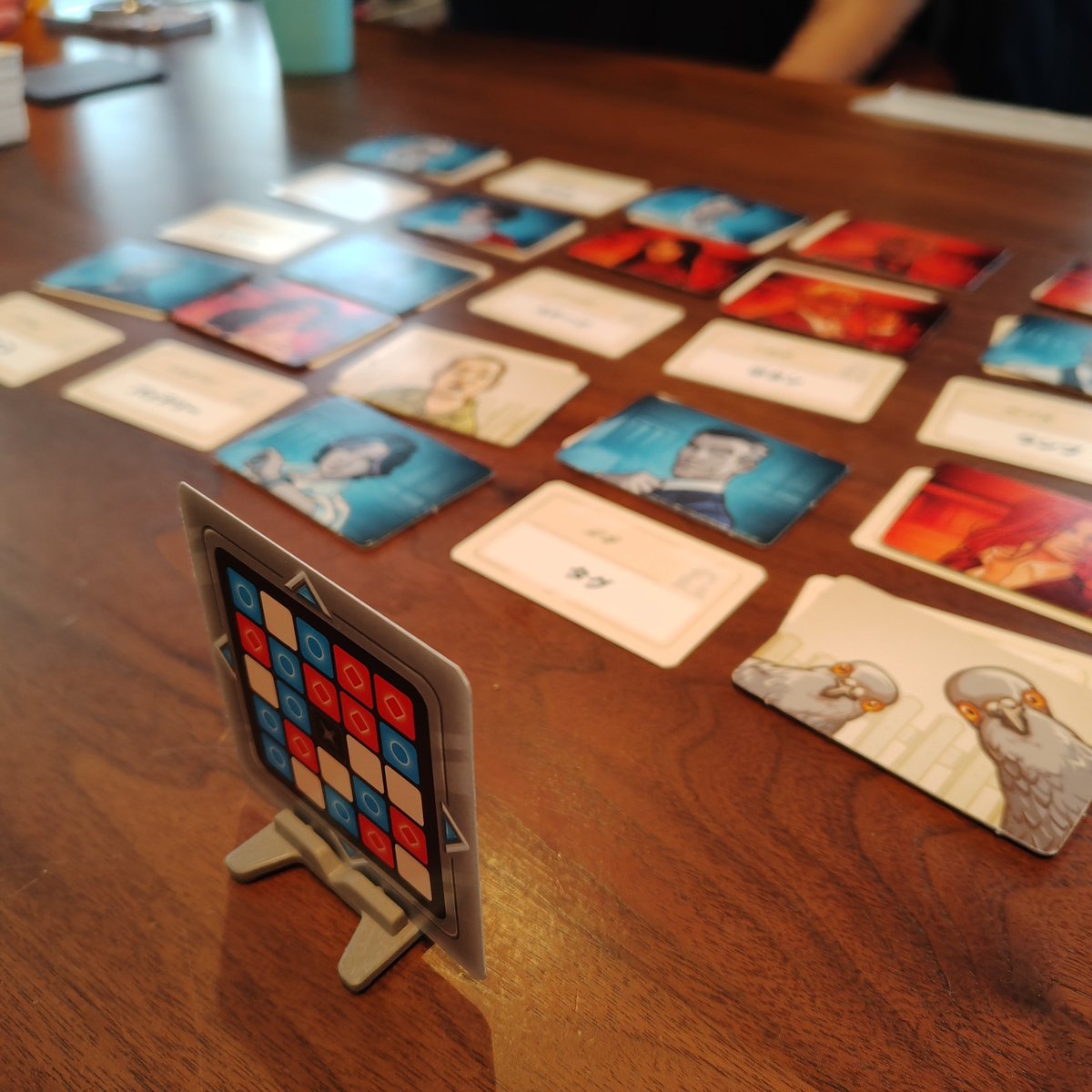 Frencel_cs's tweet photo. おはようございます！
連休中に友人宅にてボードゲーム会🎲
ちょっと久しぶりの参加😊
宇宙カタンなど初挑戦のゲーム3つで遊ばせてもらいました🚀😆✨
今週もよろしくお願いします🍀

#企業公式が朝の挨拶を言い合う
#企業公式相互フォロー
#企業公式秋のフォロー祭り　#札幌 https://t.co/LBOyhJAUhs