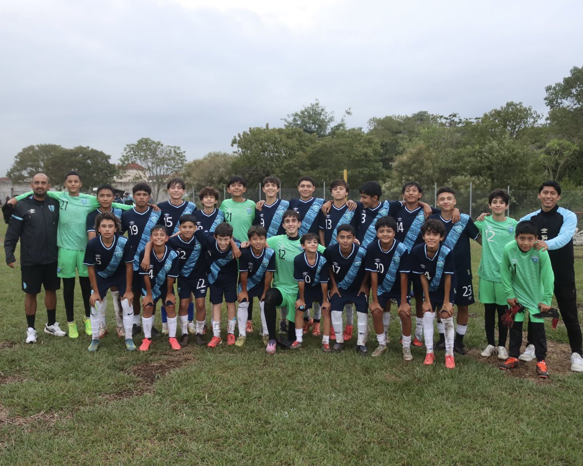fedefut_oficial's tweet photo. TDS FFG | Selección U 13 masculina finaliza microciclo con fútbol.
La Selección TDS U13 masculina cerró su microciclo de trabajo con un partido de preparación ante el equipo U13 Comunicaciones FC. en el Complejo Deportivo Greenfield.
#VamosGuate #VamosChicos https://t.co/gTGDEIHkXD