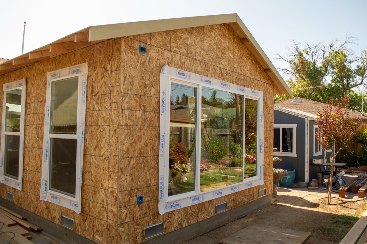 HartiganConst's tweet photo. Typical room addition — start to finish! 🏗️➡️🏡 From framing to final walkthrough, this is what we do best. Ready to add space? Call us or DM to book your free estimate! #RoomAddition #GeneralContractor #QueenCreekAZ https://t.co/MYXkVQUQlz