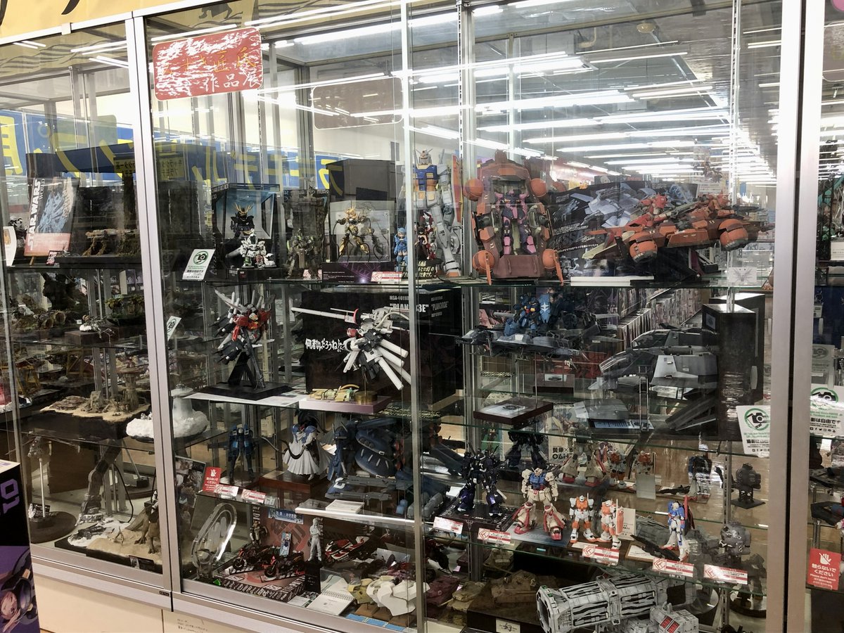 tamtamsagami's tweet photo. 【店長のつぶやき】
昨晩、プロモデラーのみずき匠(@mizukitakumi)さんがご来店！！
これまでの展示作品に加え、新作 1/48 ケッサリアを展示して頂きました！！
ぜひご覧ください♬ https://t.co/gCeCNiYB6f