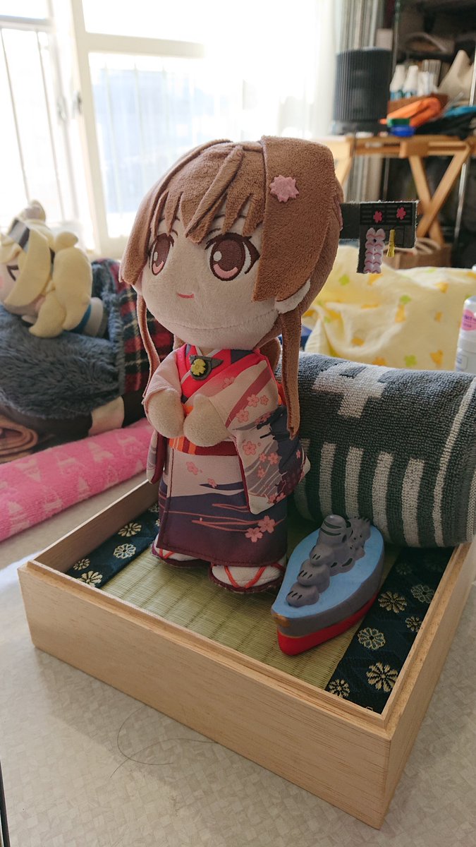 suzunanami's tweet photo. 畳の上の大和

#艦これ
#大和神社 https://t.co/q9LDI9l4UT