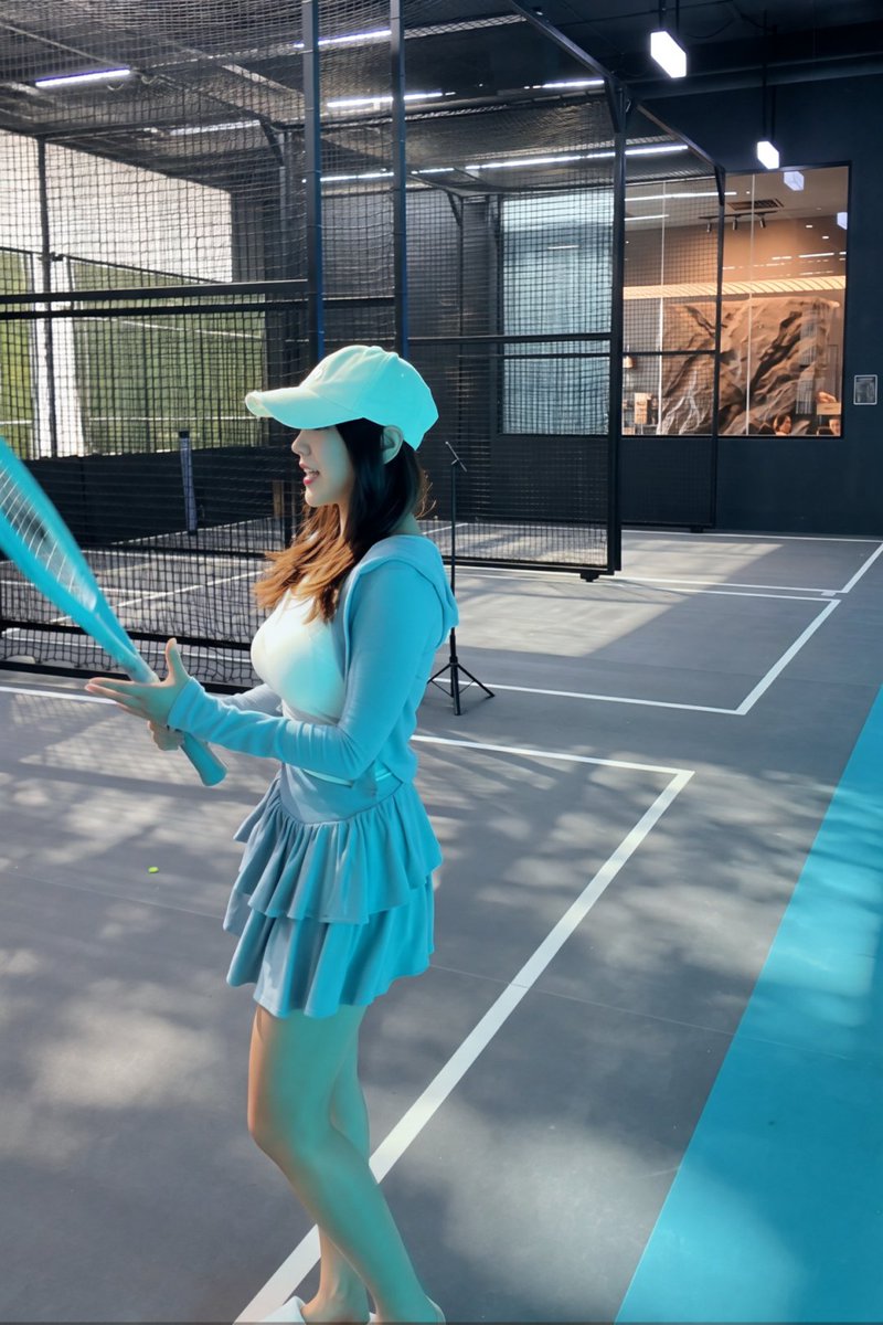 SlackerLouis tweet picture