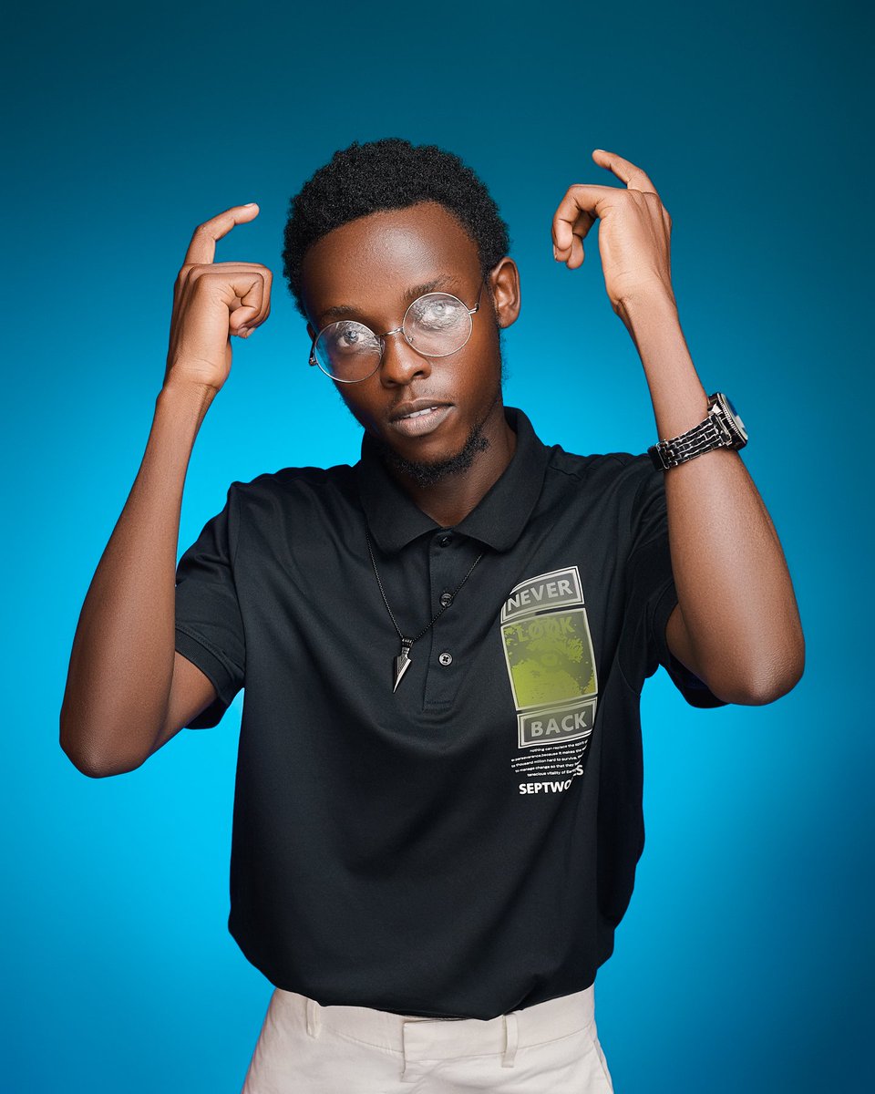BDirector89552's tweet photo. After my birthday, here i drop the first personal project.📸

Photographed by @BDirector89552
Model @claver8976

#crazitivity 

#cleanpotrait #advertisingphotographer #productcampaign #studiophotography https://t.co/3nRF7d8zTC