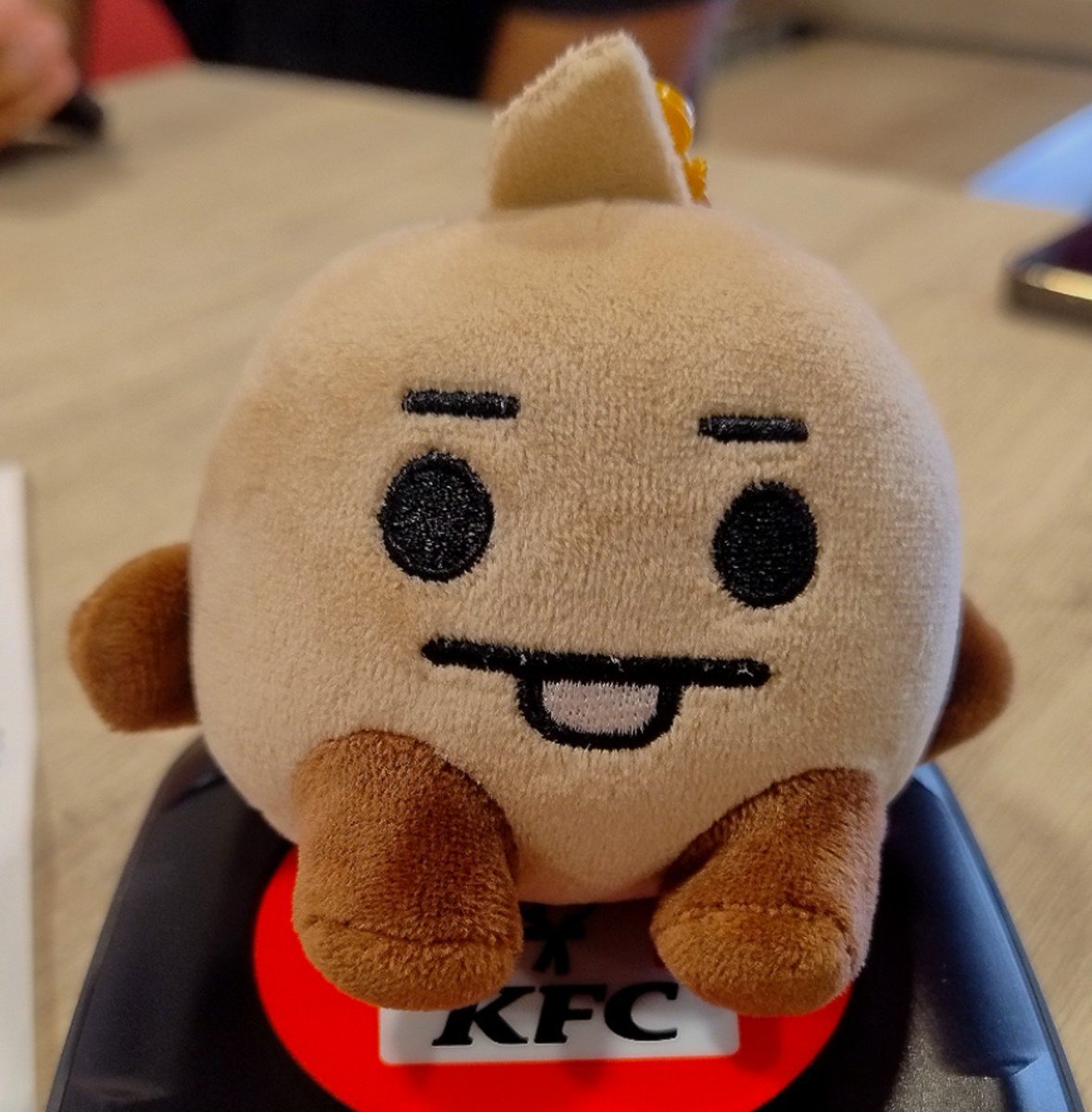 yoonevs's tweet photo. Me vengo a enterar que odian a mí mai beibi mai beibi, te amo shooky 😭 https://t.co/VaQJZoXX6Y