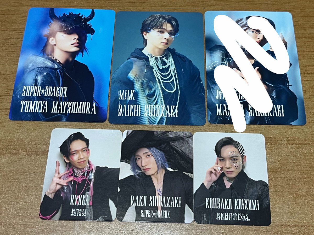 mk966mk's tweet photo. 交換 EBiDAN 封入特典 トレカ グループ盤 通常盤 15周年盤 Yes!東京 

譲》佐野 吉田 塩﨑 山中 曽野 TETTA NAOYA SEIYA タカシ 桜木 大倉 リョウガ 松村 柴崎 小泉 田中 シューヤ 伊藤

求》REI TETTA>吉田 FUMINORI ケビン マサヒロ

異種交換可能、まとめて優先
郵送交換希望 https://t.co/pkEsXEFinJ