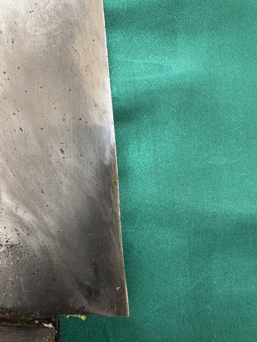 POWERSPOT358's tweet photo. この包丁！プロ中のプロの熟練研師にかかればどうなるか？

イトーヨーカドー上永谷二階にて
手研ぎによる包丁研ぎを承っております！

受付は今月26日まで
隣で超シャレオツなアクセサリーも販売中！

皆さん来てね❤️

＃イトーヨーカドー上永谷 https://t.co/c1qFQTZUHZ