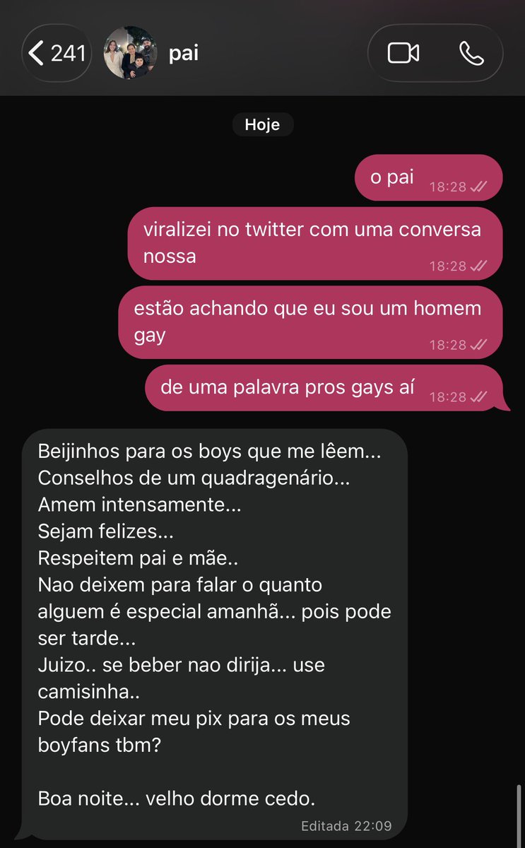 badbaninha's tweet photo. desculpa decepcionar vcs queridos… eu sou uma mera mulher bissexual… mas meu pai mandou um recadinho pra vcs!!! https://t.co/R6BheieMMY