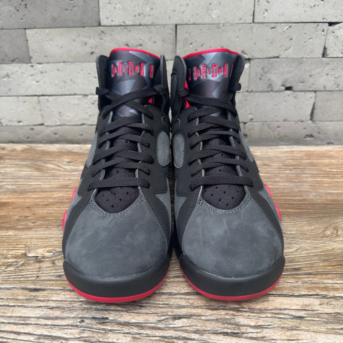 KicksFinder's tweet photo. FIRST LOOK: Air Jordan 7 Retro "Playoffs" 🔥

🗓️ February 20th, 2027
📝 JJ5628-001 (MENS); IX6072-001 (GS); IX6073-001 (PS); IX6074-001 (TD)
💰 $215; $155; $95; $80 USD
📸 IG: rache1_nguyen
💵COP OR 🚮DROP? https://t.co/7IqdiVh0Wb