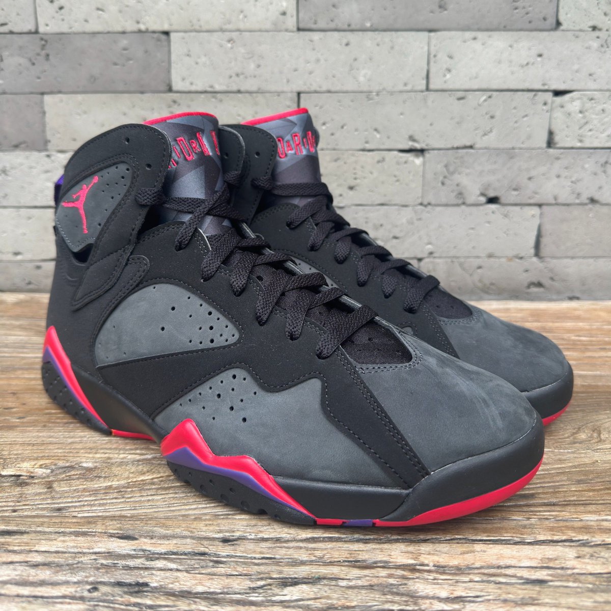 KicksFinder's tweet photo. FIRST LOOK: Air Jordan 7 Retro "Playoffs" 🔥

🗓️ February 20th, 2027
📝 JJ5628-001 (MENS); IX6072-001 (GS); IX6073-001 (PS); IX6074-001 (TD)
💰 $215; $155; $95; $80 USD
📸 IG: rache1_nguyen
💵COP OR 🚮DROP? https://t.co/7IqdiVh0Wb