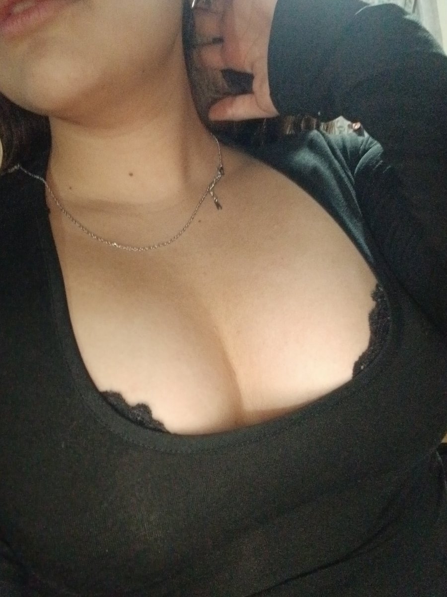Xtabay343's tweet photo. Espero que te gusten exóticas https://t.co/UcqhqRz5Jh