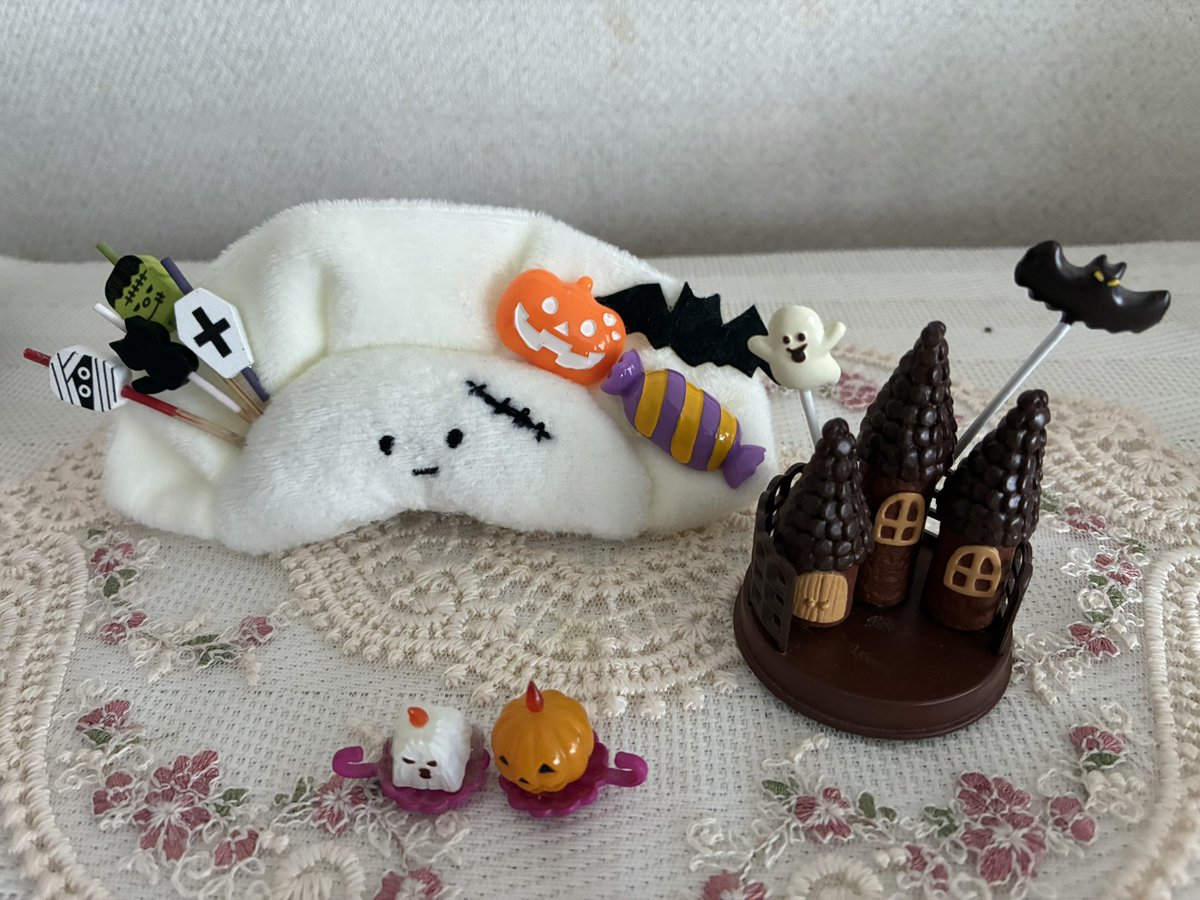 tatsudep's tweet photo. ハッピー　ハロウィン🎃
ぎょうざくんもハロウィン🎃
10月のお江戸遠征にお供する https://t.co/SNWF8V2quM