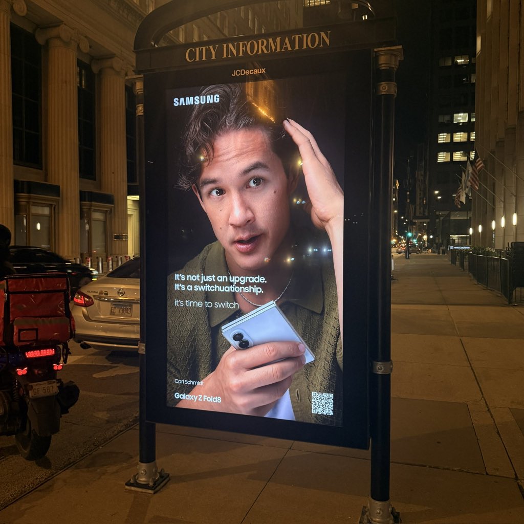 0nleen's tweet photo. Samsung is doing it big with the Carl and Aniya switchers ad . https://t.co/Hww8GUCsjV
